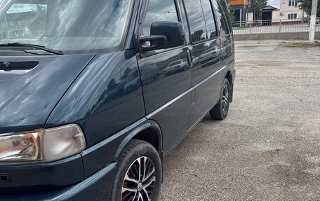 Volkswagen Multivan T4, 2002 год, 1 900 000 рублей, 4 фотография