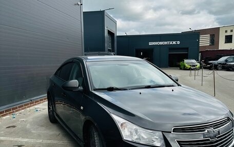 Chevrolet Cruze II, 2013 год, 640 000 рублей, 2 фотография