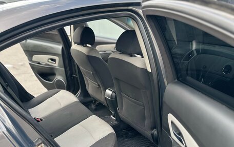 Chevrolet Cruze II, 2013 год, 640 000 рублей, 13 фотография