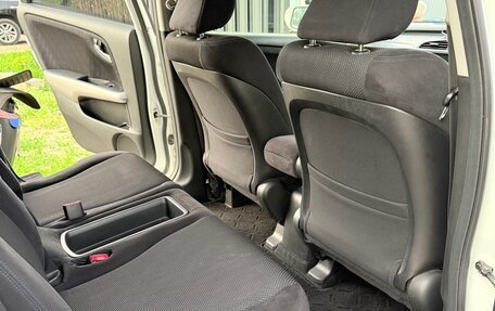Honda Stream II, 2012 год, 1 350 000 рублей, 7 фотография