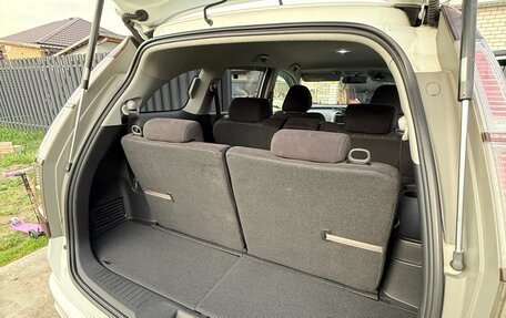 Honda Stream II, 2012 год, 1 350 000 рублей, 13 фотография