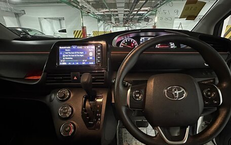 Toyota Sienta II, 2021 год, 1 435 000 рублей, 7 фотография