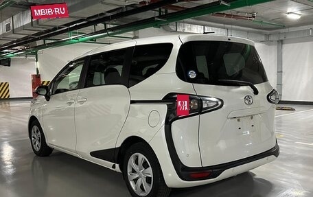 Toyota Sienta II, 2021 год, 1 435 000 рублей, 4 фотография