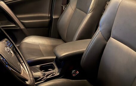 Toyota RAV4, 2016 год, 3 000 000 рублей, 7 фотография