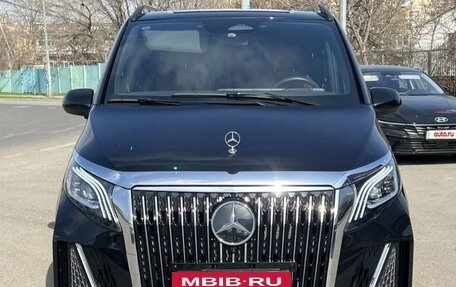 Mercedes-Benz V-Класс, 2025 год, 7 200 000 рублей, 4 фотография