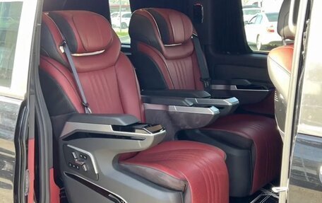Mercedes-Benz V-Класс, 2025 год, 7 200 000 рублей, 8 фотография