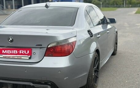 BMW 5 серия, 2007 год, 1 000 000 рублей, 2 фотография