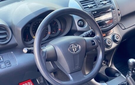 Toyota RAV4, 2011 год, 1 470 000 рублей, 14 фотография