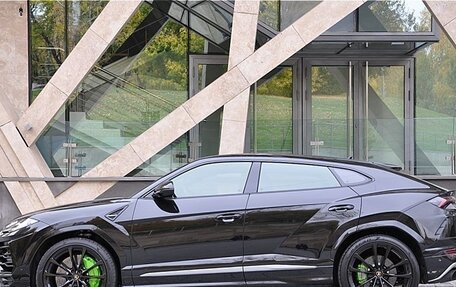 Lamborghini Urus I, 2021 год, 27 000 000 рублей, 17 фотография
