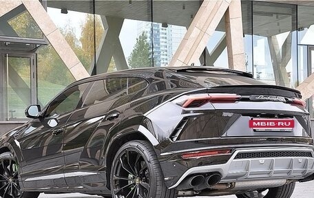 Lamborghini Urus I, 2021 год, 27 000 000 рублей, 10 фотография
