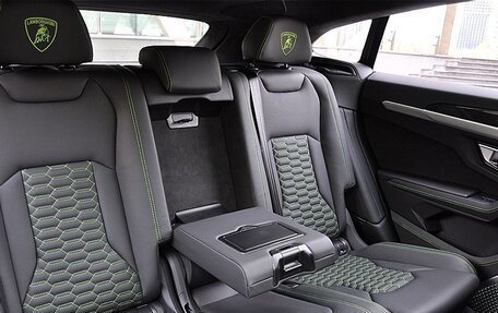 Lamborghini Urus I, 2021 год, 27 000 000 рублей, 25 фотография