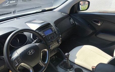 Hyundai ix35 I рестайлинг, 2015 год, 1 300 000 рублей, 7 фотография