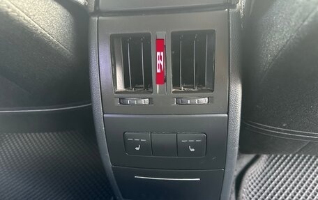 Skoda Octavia, 2012 год, 835 000 рублей, 27 фотография