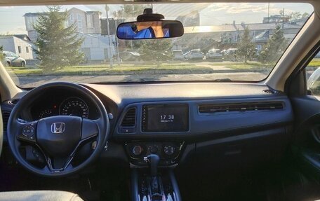 Honda Vezel, 2025 год, 2 450 000 рублей, 30 фотография