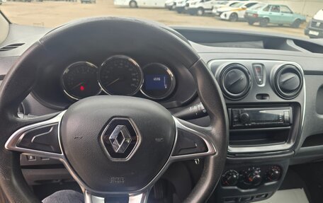 Renault Dokker, 2018 год, 800 000 рублей, 10 фотография