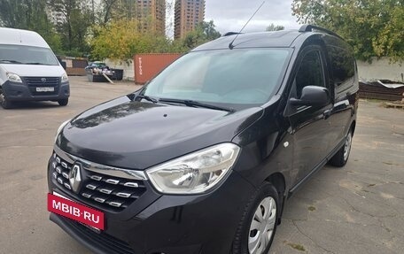 Renault Dokker, 2018 год, 800 000 рублей, 3 фотография