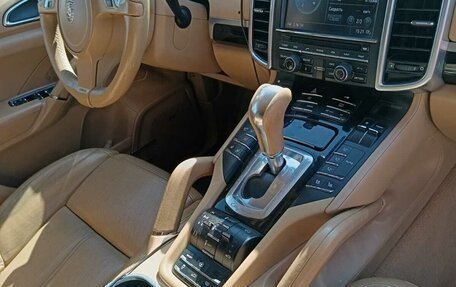 Porsche Cayenne III, 2011 год, 2 500 000 рублей, 9 фотография