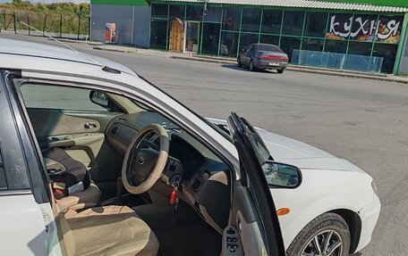 Mazda Familia, 2001 год, 250 000 рублей, 5 фотография