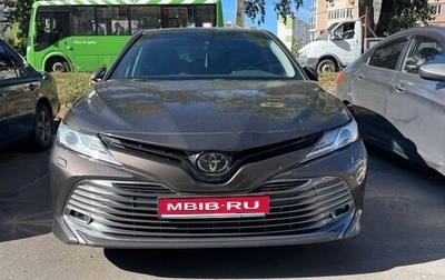 Toyota Camry, 2019 год, 2 450 000 рублей, 1 фотография