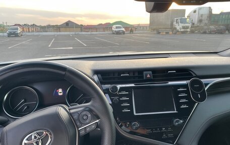 Toyota Camry, 2019 год, 2 450 000 рублей, 9 фотография