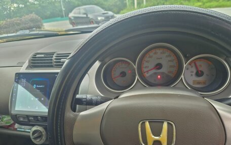 Honda Fit III, 2005 год, 500 000 рублей, 7 фотография