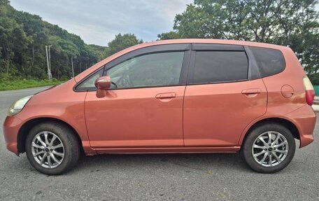 Honda Fit III, 2005 год, 500 000 рублей, 10 фотография