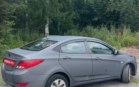 Hyundai Solaris II рестайлинг, 2016 год, 500 000 рублей, 2 фотография