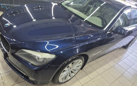 BMW 7 серия, 2011 год, 1 050 000 рублей, 3 фотография