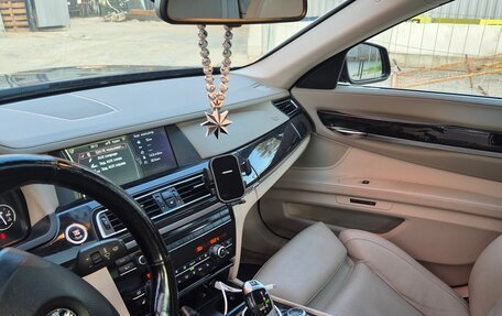 BMW 7 серия, 2011 год, 1 050 000 рублей, 6 фотография