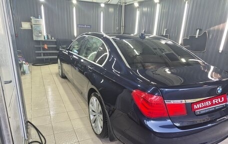 BMW 7 серия, 2011 год, 1 050 000 рублей, 4 фотография