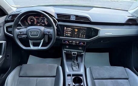 Audi Q3, 2022 год, 2 380 000 рублей, 8 фотография