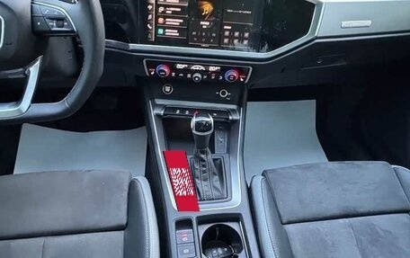 Audi Q3, 2022 год, 2 380 000 рублей, 12 фотография