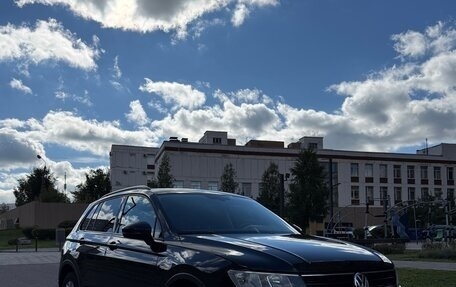 Volkswagen Tiguan II, 2017 год, 1 790 000 рублей, 3 фотография