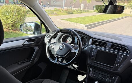 Volkswagen Tiguan II, 2017 год, 1 790 000 рублей, 14 фотография