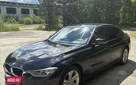 BMW 3 серия, 2013 год, 2 350 000 рублей, 3 фотография