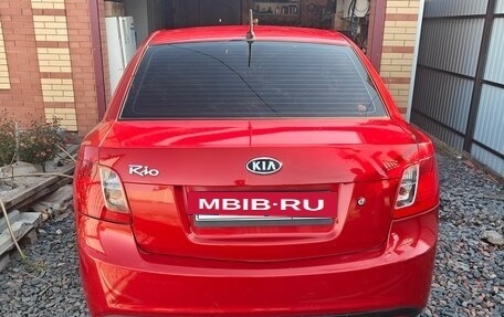 KIA Rio II, 2010 год, 570 000 рублей, 2 фотография