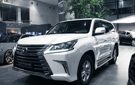 Lexus LX III, 2016 год, 7 090 000 рублей, 1 фотография