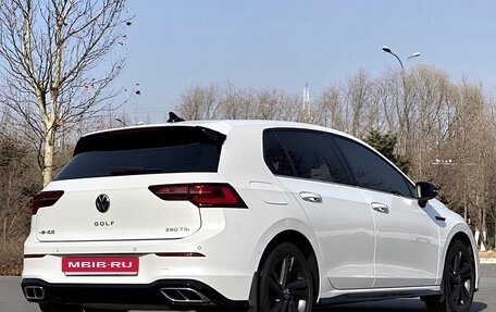 Volkswagen Golf VIII, 2022 год, 1 900 000 рублей, 1 фотография