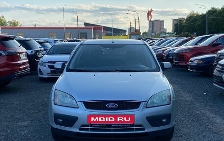 Ford Focus II рестайлинг, 2006 год, 238 000 рублей, 2 фотография