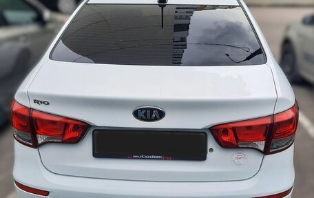 KIA Rio III рестайлинг, 2017 год, 1 300 000 рублей, 4 фотография