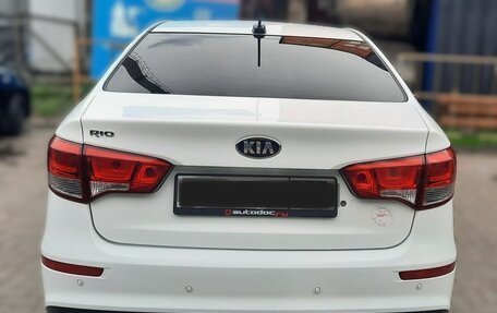 KIA Rio III рестайлинг, 2017 год, 1 300 000 рублей, 13 фотография