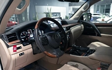 Lexus LX III, 2016 год, 7 090 000 рублей, 10 фотография