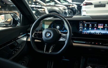 BMW 5 серия, 2024 год, 7 260 000 рублей, 12 фотография