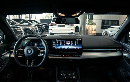 BMW 5 серия, 2024 год, 7 260 000 рублей, 11 фотография