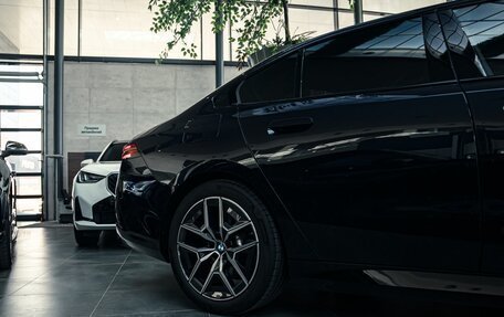 BMW 5 серия, 2024 год, 7 260 000 рублей, 6 фотография