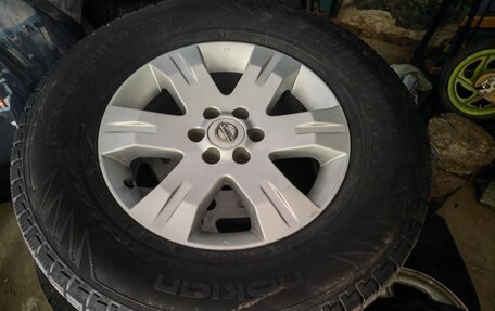 Nissan Navara (Frontier), 2007 год, 1 300 000 рублей, 13 фотография