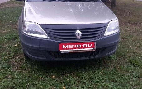 Renault Logan I, 2010 год, 330 000 рублей, 2 фотография