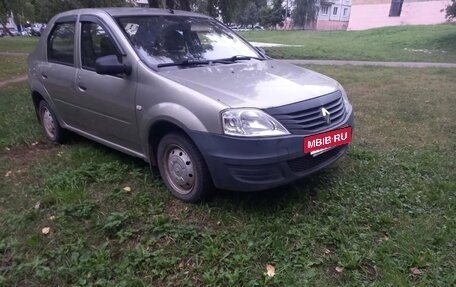 Renault Logan I, 2010 год, 330 000 рублей, 3 фотография