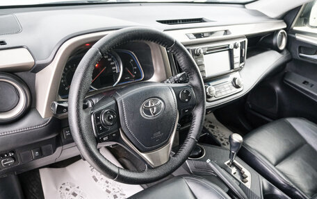 Toyota RAV4, 2014 год, 2 299 000 рублей, 9 фотография