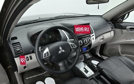 Mitsubishi Pajero Sport II рестайлинг, 2012 год, 1 599 000 рублей, 6 фотография